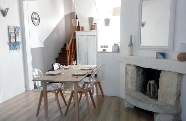 Charmante Maison et sa Cour Anglaise