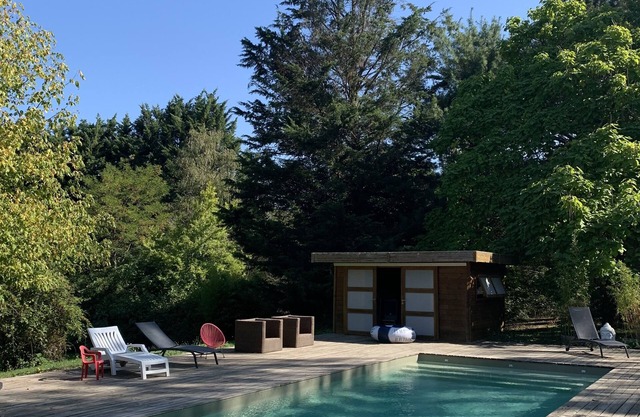 Charmante Villa en Lisière de Forêt Avec Piscine Chauffée à 20mn de Paris