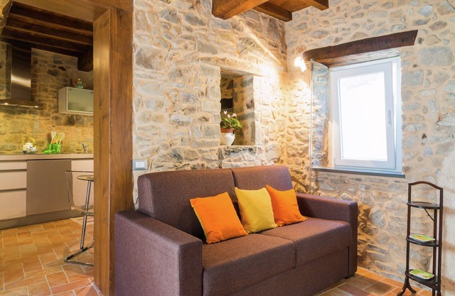 Charming Holiday Home in Pascoso