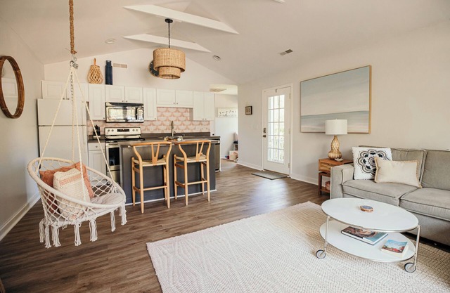 Charming 1-bedroom cottage in amazing Charleston
