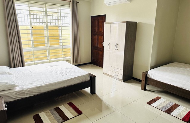 Charming 1-bedroom Jasmin apartment in delightful Paramaribo with WiFi, AC