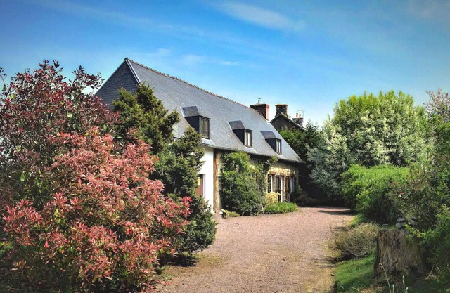 Charming 17th Century Normandy Longere in Valdallière, Calvados. Cozy Retreat!