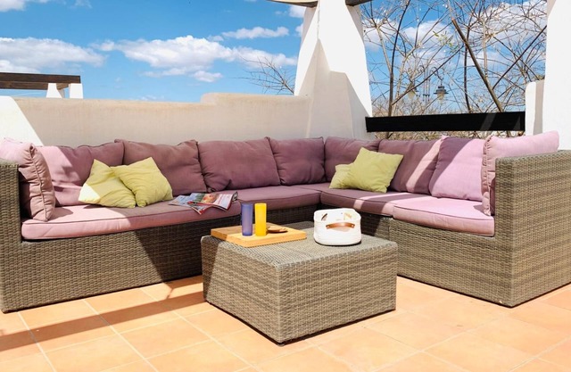 Charming 2-bedroom apartment with WiFi, AC in marvelous Alhama de Murcia