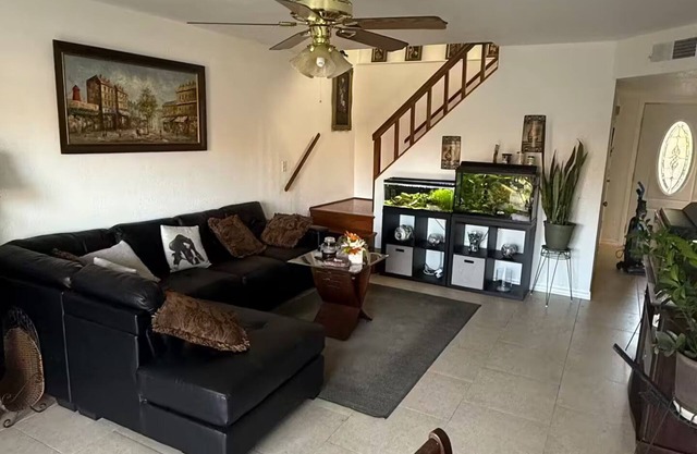 Charming 2-bedroom condo in marvelous Mesa with AC, WiFi