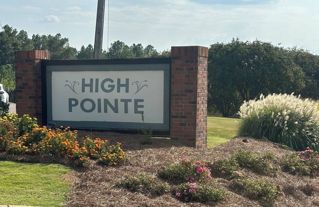 Charming 2-bedroom condo in delightful Oxford with Pool