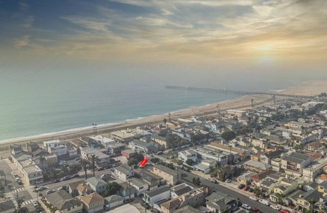 Charming 2-bedroom house in Seal Beach