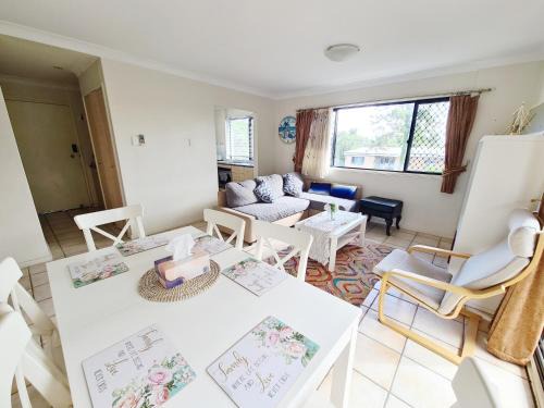 Charming 2bd apt near UQ & ferry