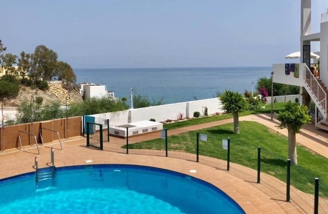 Charming 3-Bed Apartment in Mojácar with sea vew