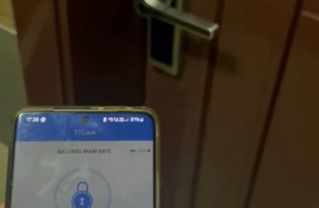 Charming 3-bedroom house with AC, fitness room, WiFi in pleasant Sharjah AlNahda