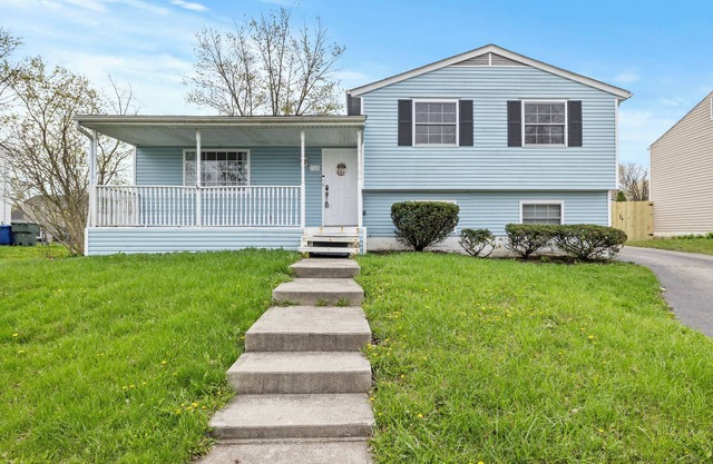 Charming 3-bedroom house with fitness room and AC in Grove City