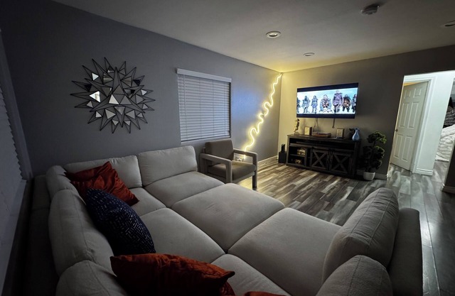 Charming 3-bedroom house with AC and WiFi in marvelous Colton