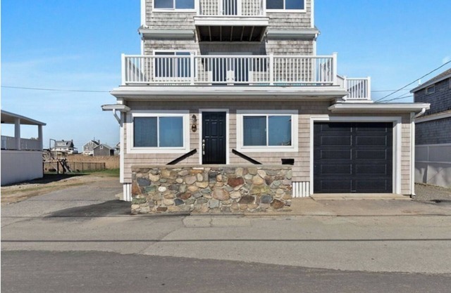 Charming 3 story house in Scituate surrounded by water