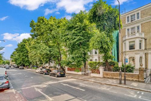 Charming 3BR by Redcliffe Gdns
