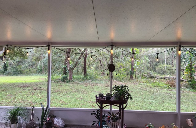 Charming 4-bedroom house with AC and WiFi near Orlando airport and lake nona