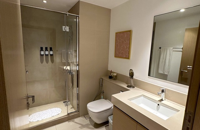 Charming 4th Floor Unit with Unobstructed Burj Khalifa View Across the Water