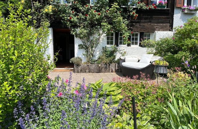 Charming alps apartment perfect for walk/cycle/ski
