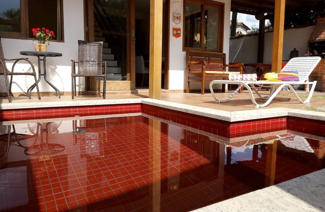 Charming and cosy, near the beach, 3 suites, near old town, pool, BBQ, WiFi, Netflix