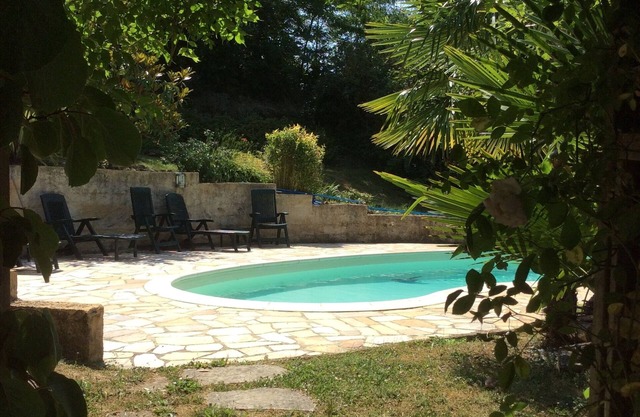 charming apartment, the countryside in the city