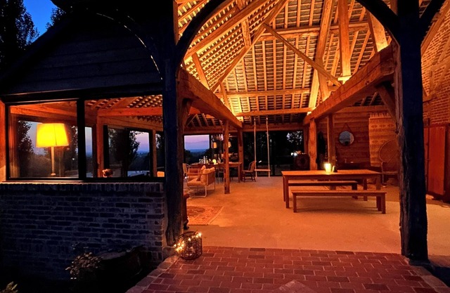 Charming bed and breakfast with pool and spa in Normandy