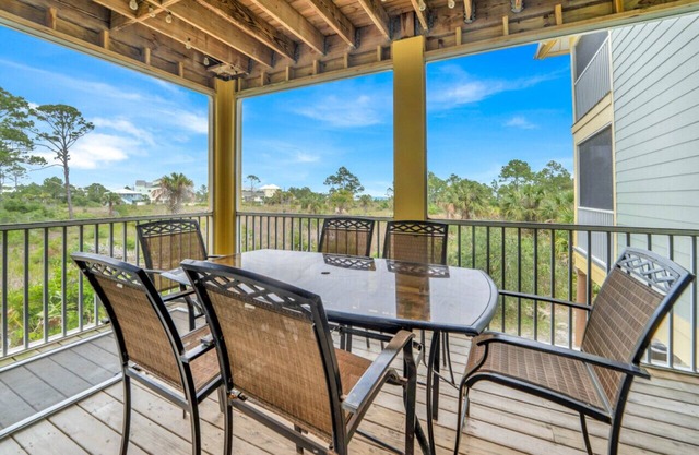 Charming Condo in Cape San Blas with Amazing Views, Pool, Hot Tub, and Beach Access – Sleeps 7!