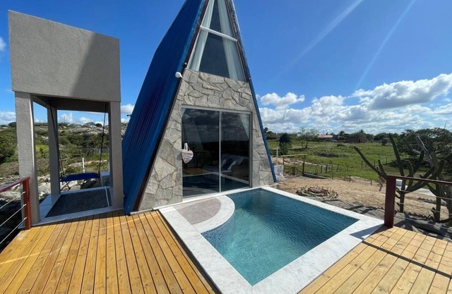 Charming cottage in tranquil Serra de São Bento with WiFi, AC