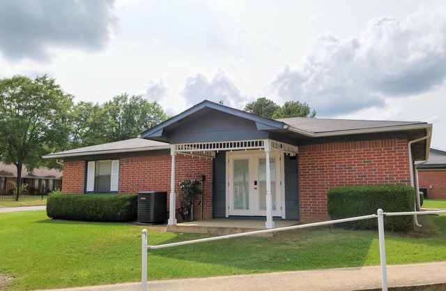 Charming Cottage Apartment with all amenities