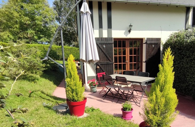 Charming cottage on the heights of Houlgate 2 Bedrooms/5 persons