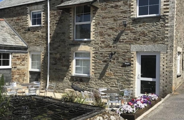 Charming Cottages in Converted Stone Barns