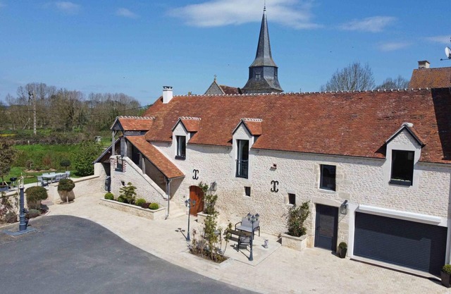Charming Country House with Flowered Garden, Fireplace, and Nearby Equestrian Shows