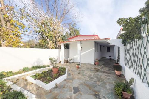 Charming Countryhouse in Anavyssos