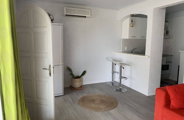 CHARMING F 2 BOTTOM OF VILLA FOR YOUR HOLIDAYS IN GUADELOUPE