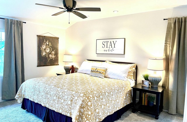 Charming family home near Downtown @The Grounds, Pets & Families, large backyard