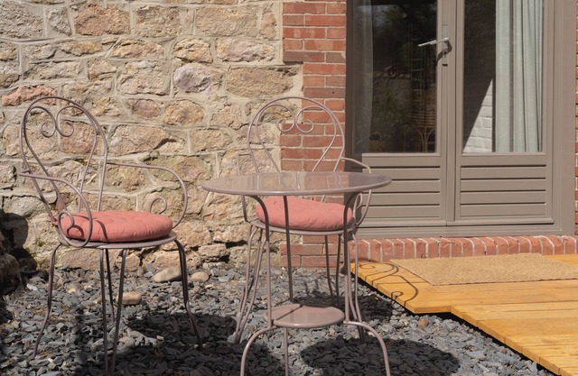 Charming Retreat Near D-Day Beaches & Carentan – Wellness & Relaxation Await!