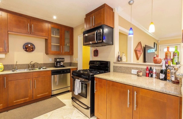 Charming house in Burbank!