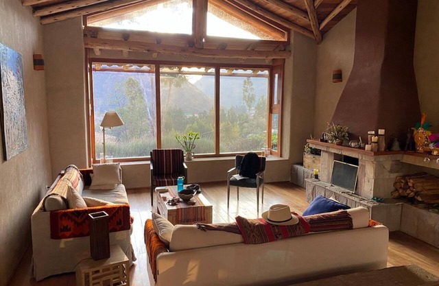 Charming house in wonderful Sacred Valley with great views and gardens