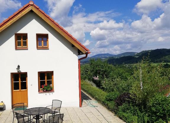 charming house with beautiful landscape