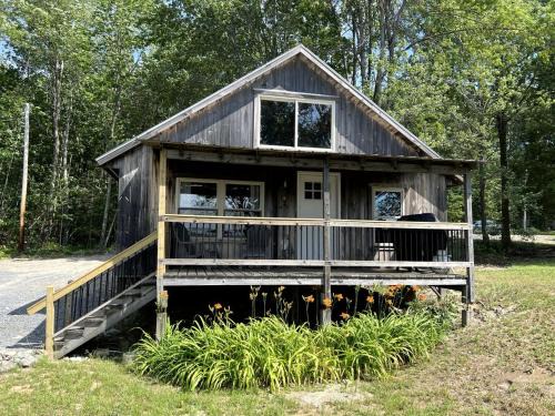 Charming Lakefront Cabin with Beach Access, Firepit & Kayaks in Burnham, Maine