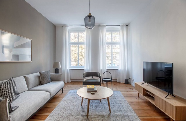Charming Mitte 1BR nr Spree, by Blueground