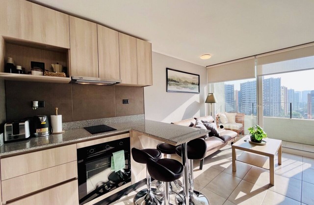 Charming, Modern & Functional Apartment in La Florida!