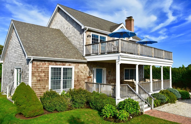 Charming Montauk Beach House off East Lake Drive - Sunset and Water Views