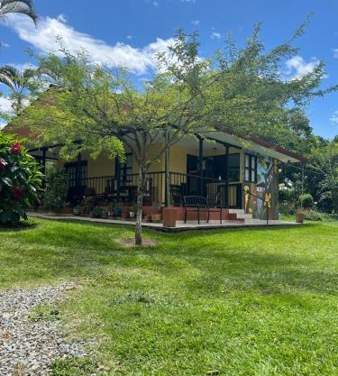 Charming Nature House/Finca Tradicional Cafetera