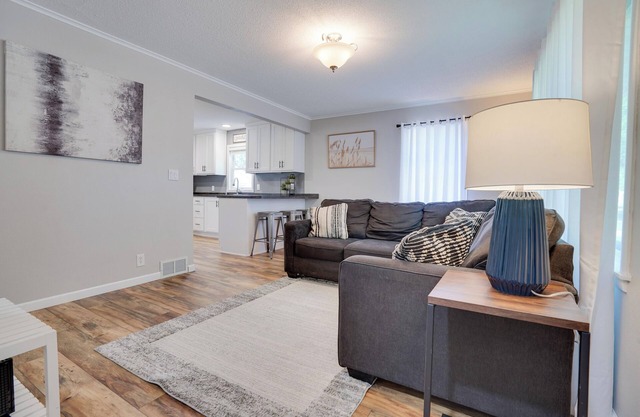 Charming North Fargo Home 2 blocks from NDSU