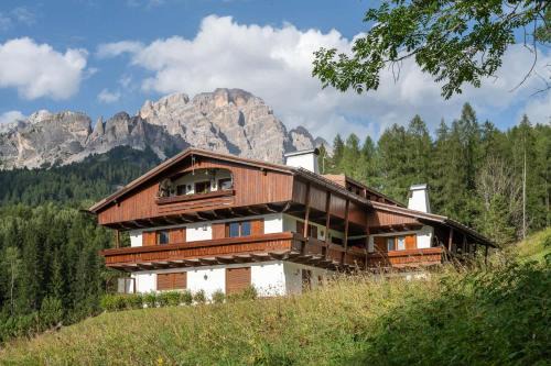 Charming penthouse with breathtaking views