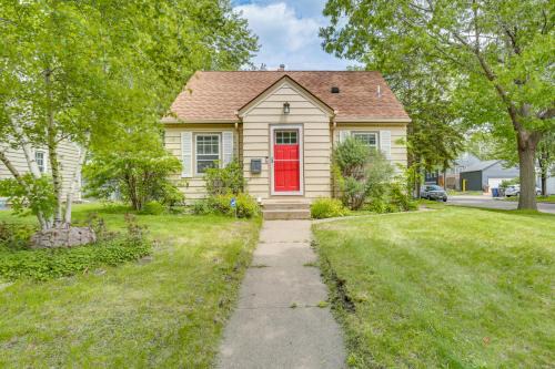 Charming Saint Paul Retreat 7 Mi to Downtown!