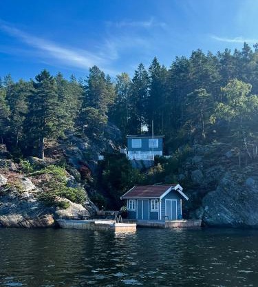 Charming Sea Cabin On Fluer By Kragerø