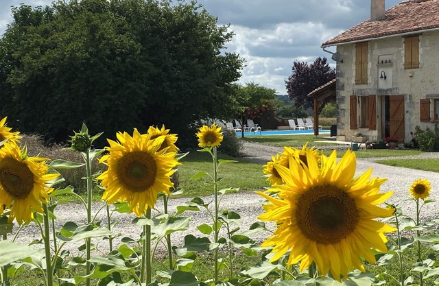 Charming stone farmhouse with private pool