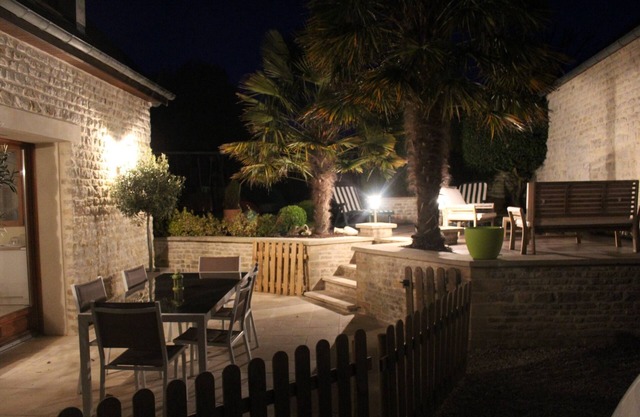 Charming stonework, Bayeux and D-Day beaches on the program