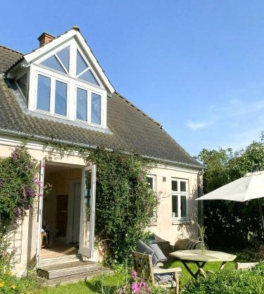 Charming Summer House On North Langeland