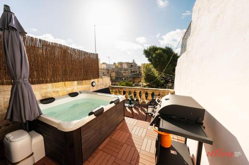 Charming Village Escape with Jacuzzi & Games Room