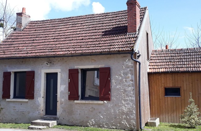 Charming Village House with Shared Heated Pool, Near Attractions, and Private Garden